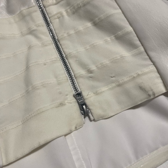 Alice + Olivia Lavera Jumpsuit in Off White - Picture 10 of 10